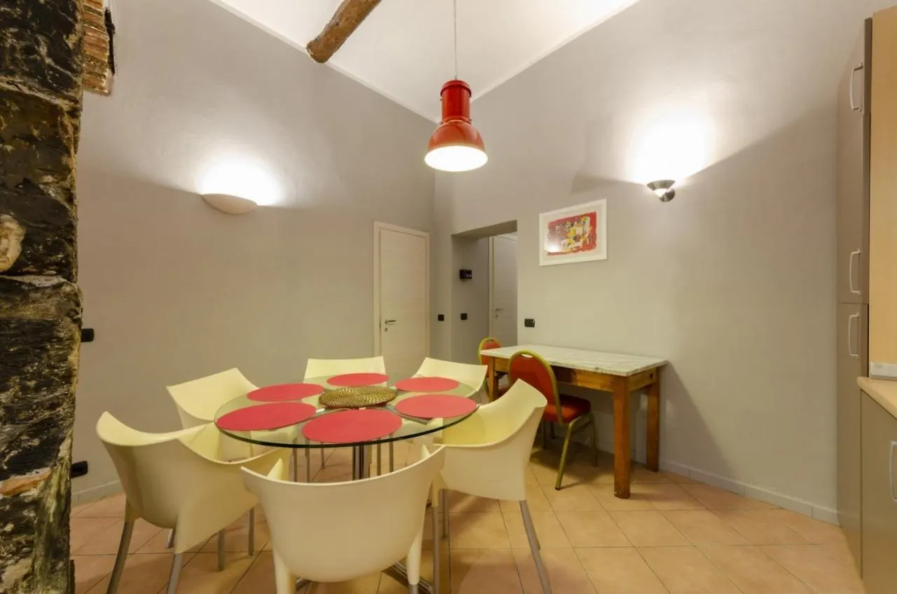 Appartamento Joivy Warm Family Flat For 9, Near Porto Antico Genova