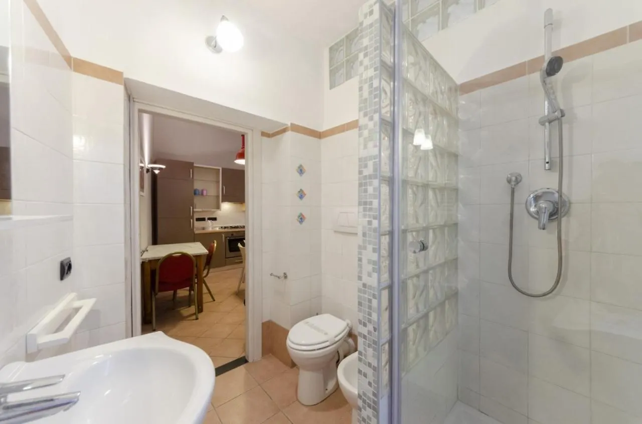Joivy Warm Family Flat For 9, Near Porto Antico Apartment Genoa