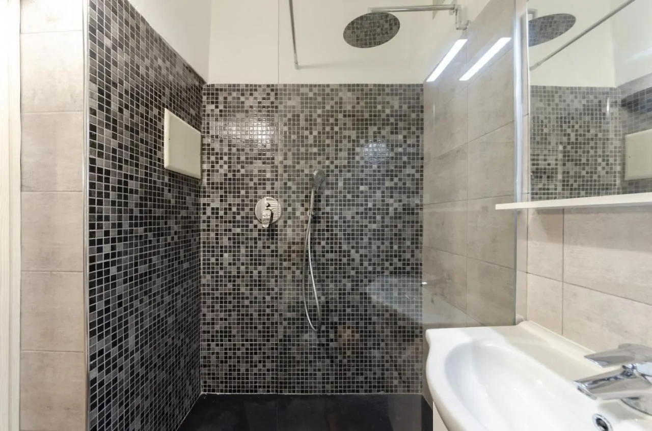 Joivy Warm Family Flat For 9, Near Porto Antico Apartment Genoa Italy